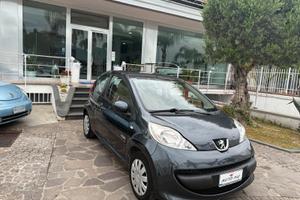 Peugeot 107 1.0 68CV 3p. DESIGN NEO PATENTATI