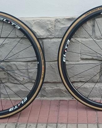 Ruote complete in carbonio Elite per freni rim