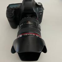 Canon 5D mark II + obiett. 24-105 F4 L IS + BUNDLE