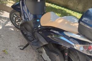 Scooter Piaggio Beverly 300 Tourer