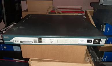 Router Cisco 2811