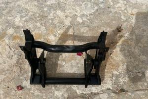 Supporto motore originale  per scooter Peugeot 