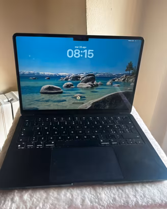 MacBook Air 13 m3 2024 8gb Apple