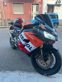 Honda cbr 1000 RR fireblade