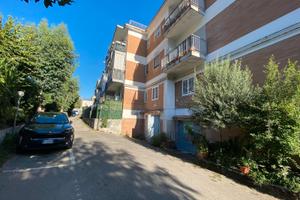 Soccavo Via Croce Di Piperno Rif.371L