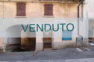 CASA SEMINDIPENDENTE A SERLE