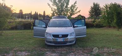 Volkswagen Touran 1.4 TSI EcoFuel DSG – 7 Posti