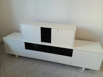 mobile soggiorno e TV 
