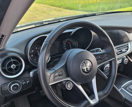 Alfa Romeo Giulia 2.2 180Cv Super 2018