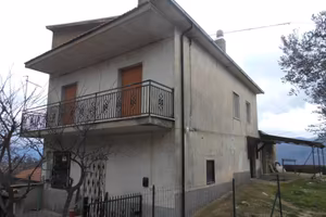Casa indipendente di 130 m² con 5 locali a Sesto C
