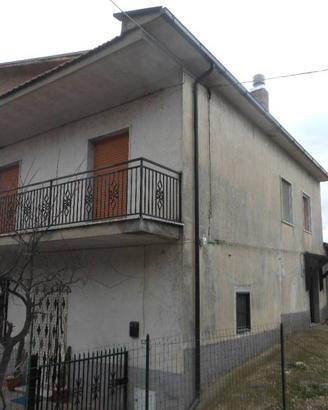 Casa indipendente di 130 m² con 5 locali a Sesto C