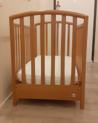 lettino in legno