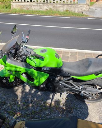 kawasaki R6-6F 2009 km 19000
