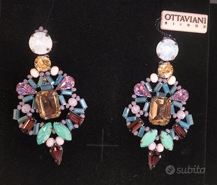 Orecchini Pendenti con Pietre dorate 