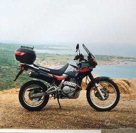 Honda650 dominator 97