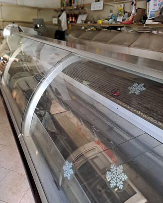 attrezzature per negozio alimentari 