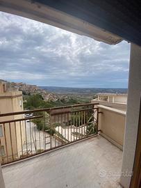 Ampio e luminoso trilocale