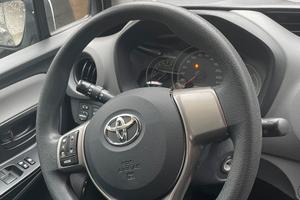 Toyota yaris 100000km perfetta benzina