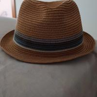 cappello in paglia 