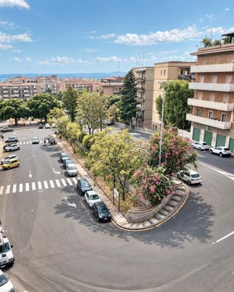 Appartamento 126 mq ristrutturato con posto auto