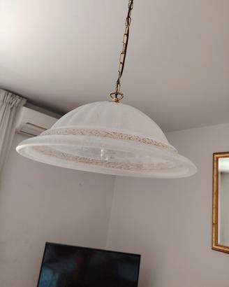 Lampadario in vetro disegnato a campana