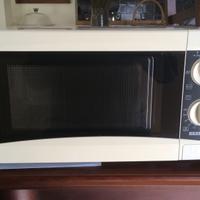 micro onde in buono stato