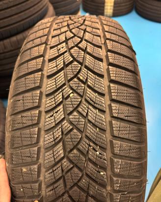 KIT GOMME INVERNALI NUOVE E USATE *ritiro a mano*