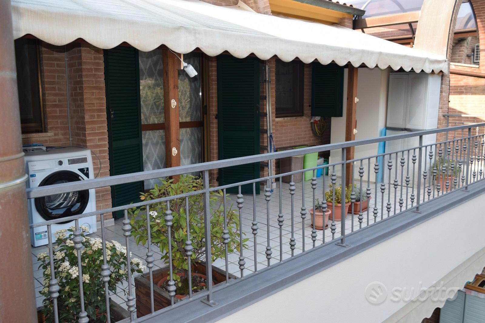 Apartment in Montelabbate, Castello - Altro