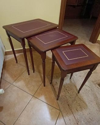 Tris tavolini nido SALCA - Legno e Pelle con fregi