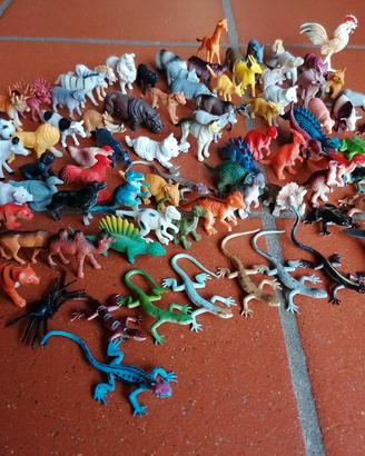 Set figure animali mini giocattoli 