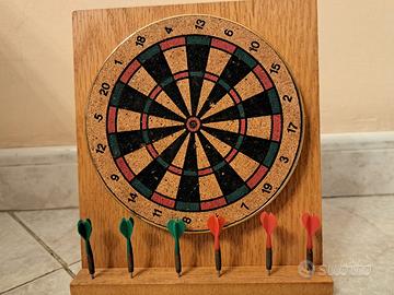 Tiro a freccette da tavolo