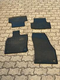 Kit tappeti  gomma skoda karoq