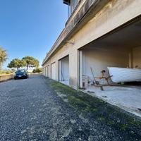 Torre Faro - Box auto, con basculante manuale