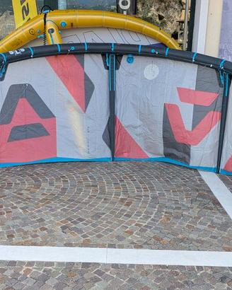 Vela kitesurf DUOTONE REBEL SLS 8 2023 usata