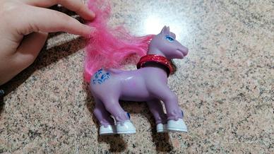 Pony giocattolo viola