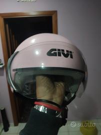 Casco givi
