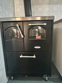 Stufa a legna con forno CADEL
