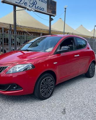 Lancia Ypsilon 1.0 FireFly 5 porte S&S Hybrid Ecoc