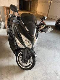 Yamaha T-Max