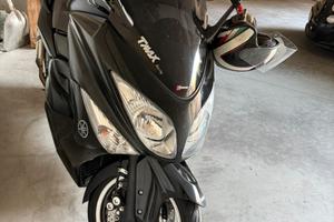 Yamaha T-Max