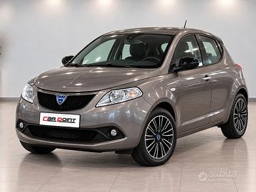 Lancia Ypsilon 1.0 FireFly 5 porte S&S Hybrid Oro