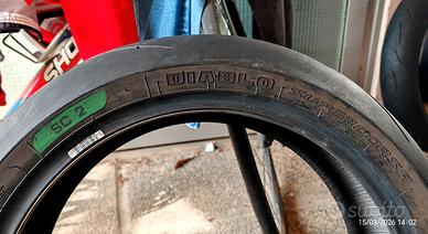 Pneumatico Pirelli Supercorsa SC 2 180/55 ZR 17