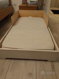 letto Montessori in legno materasso 120x60cm