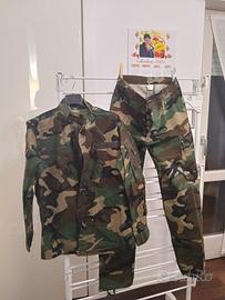 completo giacca e pantaloni militari