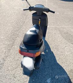 piaggio zip