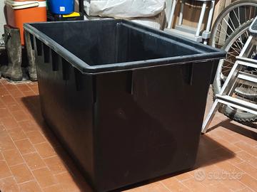 Contenitore di plastica 250 litri 94 x 63 x 57 cm