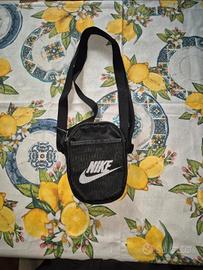 Borsello Nike nero