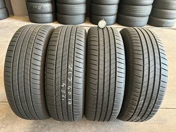 215 60 17 Bridgestone 80% utile DOT 2022