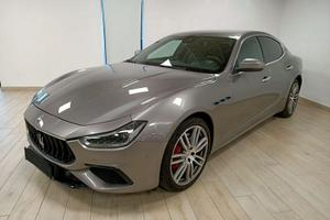 Maserati Ghibli L4 330 CV MHEV Gransport