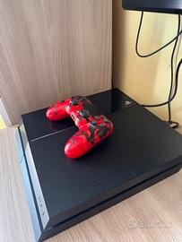 Ps 4 con controller ( PREZZO TRATTABILE )